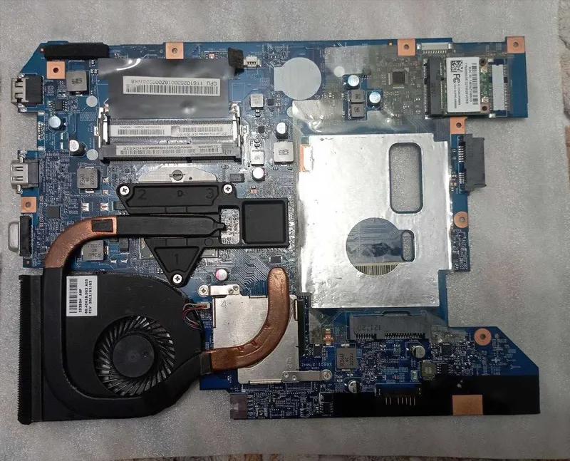 Lenovo B570e noutbukidan plata. 1