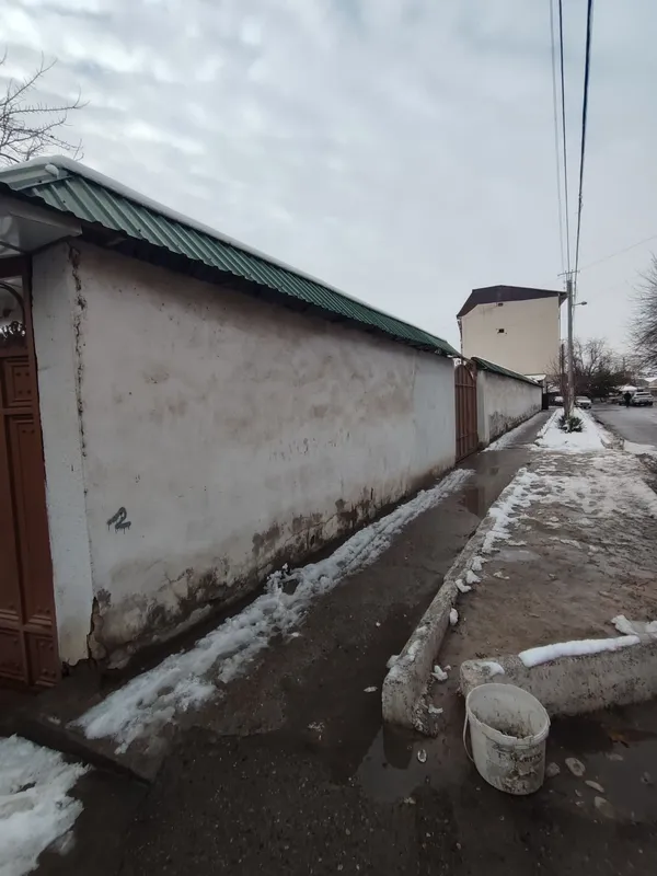 Продаётся участок вдоль дороги — фото 1