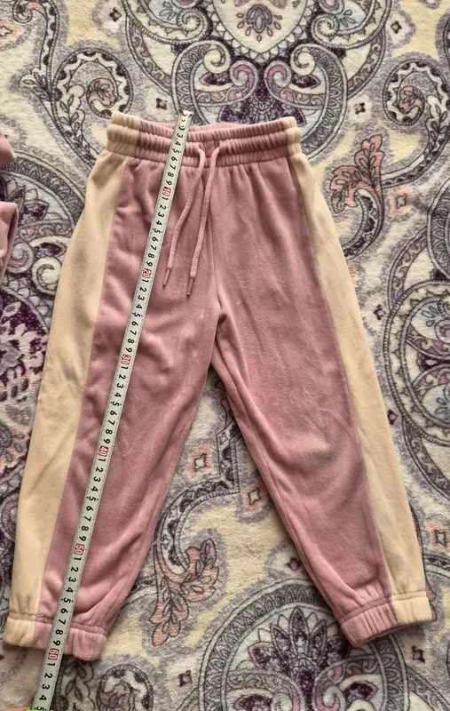 Костюм фирма Gee jay, 3-4 года 104см 3 Костюм фирма Gee jay, 3-4 года 104см 3