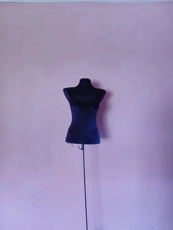 maniken 10ta dona bor yana