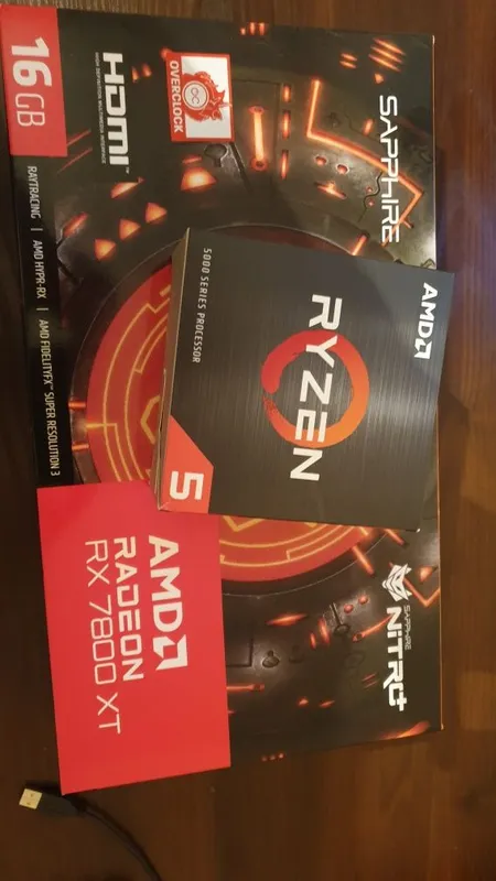 Sapphire rx7800xt nitro plus 4