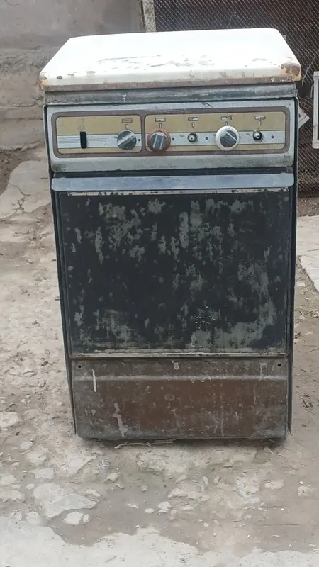 Gaz plita sotiladi