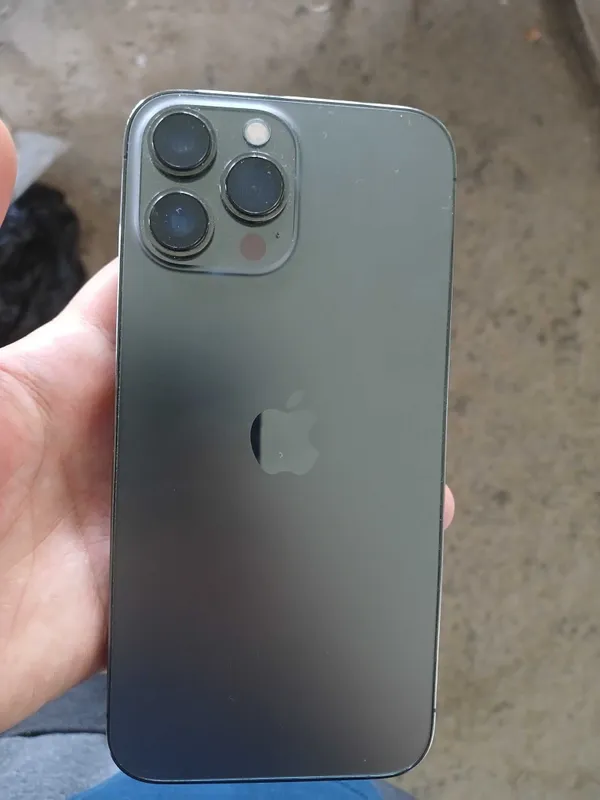 Iphone 13 pro max — фото 1