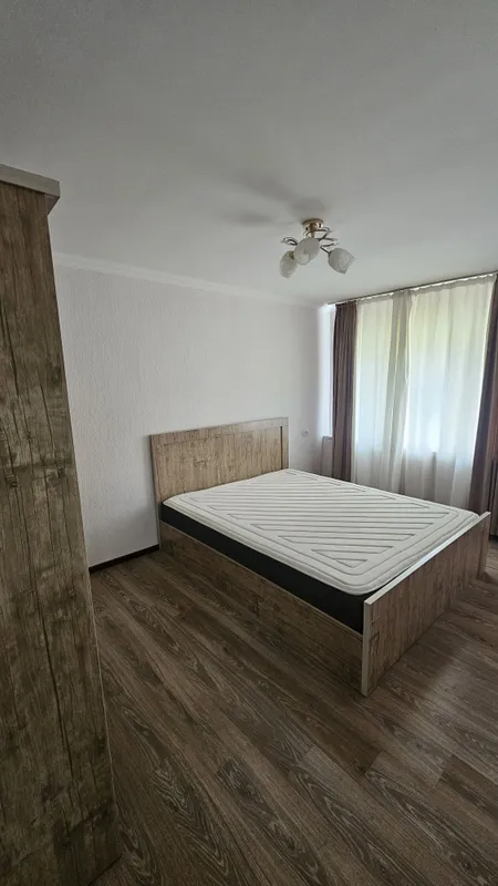 Arenda 3 xona G'alaba bog'i oldida