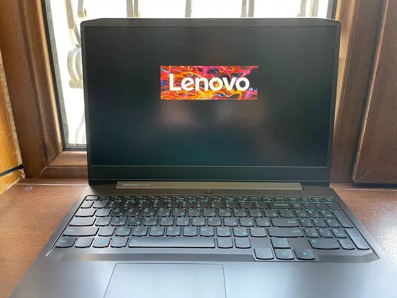 ноутбук, компания Lenovo игровое хорошее состание — фото 4 ноутбук, компания Lenovo игровое хорошее состание — фото 4