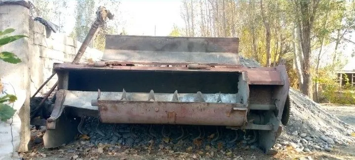 Traktor xachir sotiladi xamma uskunalari bilan arzon narxda pul zarur 3