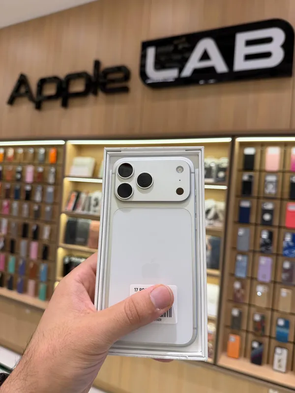 iPhone 17 Pro Max iPhone 17 Pro Max