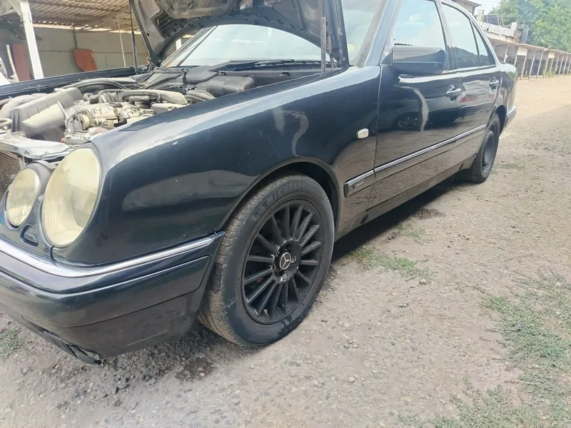 Срочна продам W210 5 Срочна продам W210 5