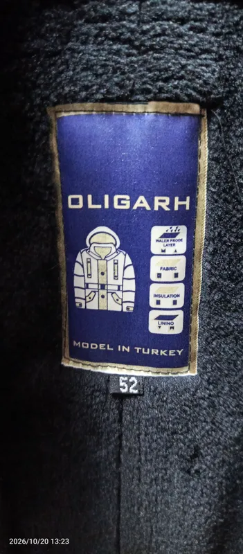 Erkaklar uchun palto. Rangi qora - razmeri 52. 2