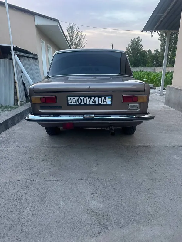 vaz 21013 jiguli 1983-yilda ishlab chiqarilgan yaxshi sastayanada 6 vaz 21013 jiguli 1983-yilda ishlab chiqarilgan yaxshi sastayanada 6