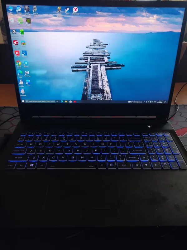 Notebook sotiladi