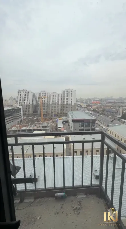 Продаётся 2-комнатная квартира (коробка) в ЖК City Tower Group — фото 1