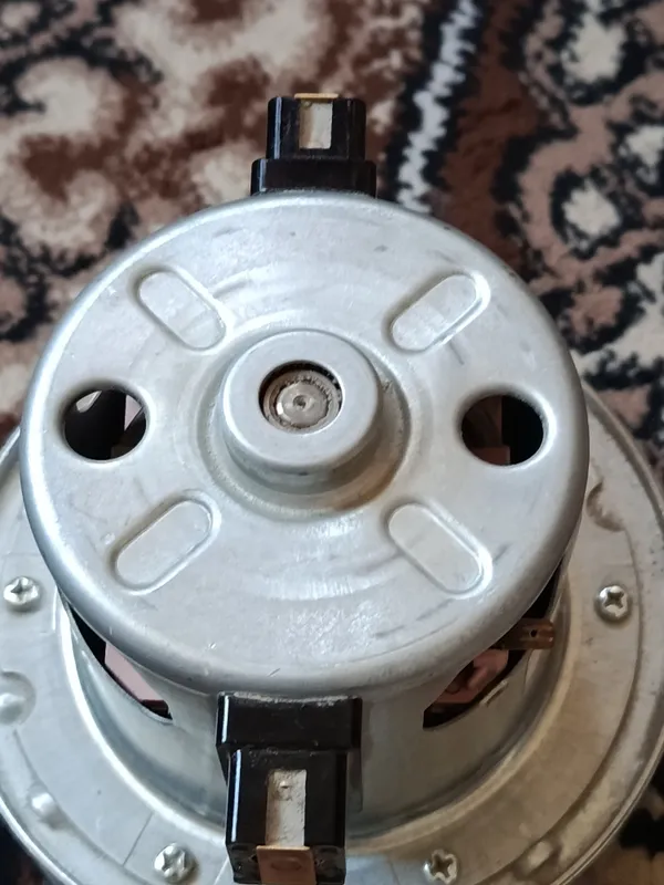 Мотор от пылесоса Lg 2000w 2