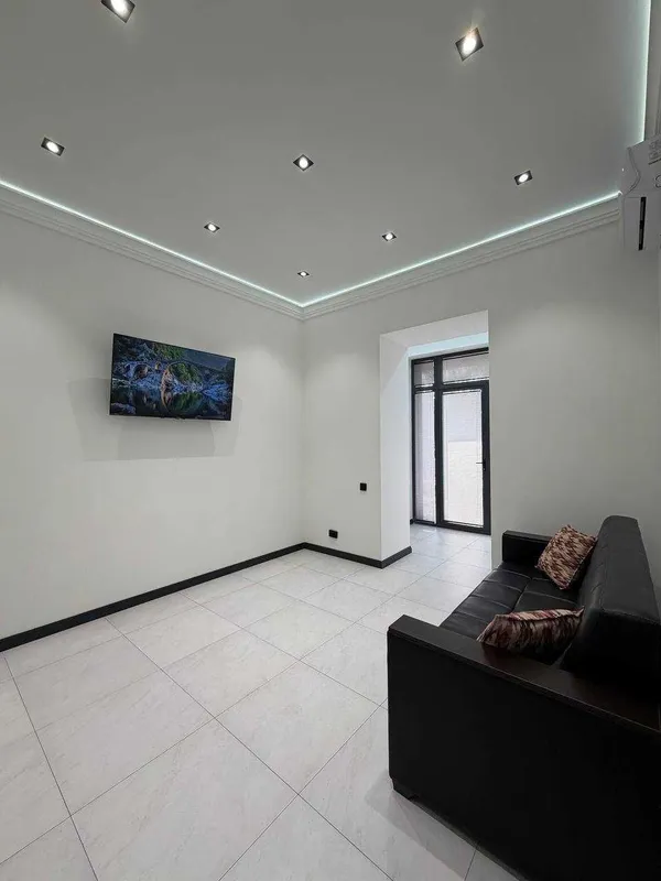 Продажа нежилое 72м2. Мирабадский р-н.Ор-р: Саракулька Круг 2