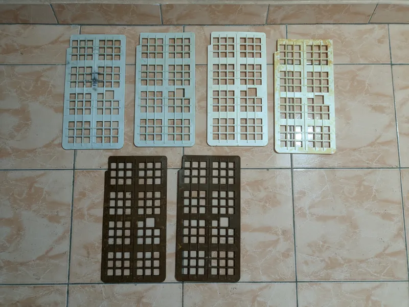 Osma guldon (72 x 21 x 23). 4 Osma guldon (72 x 21 x 23). 4