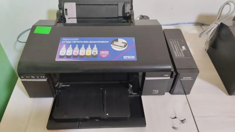 Epson L805 2 ta sotiladi + bonus A4 laminator Deli — фото 4