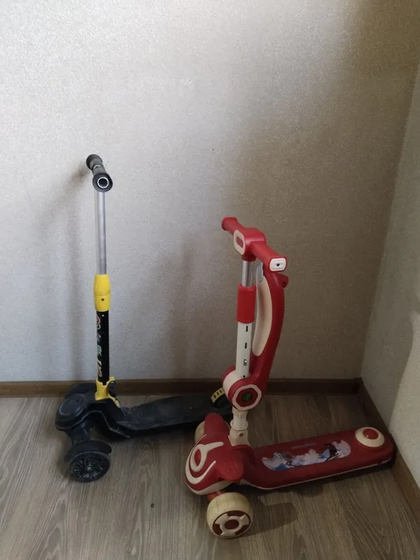 Detskiy samokat sotiladi 2 Detskiy samokat sotiladi 2