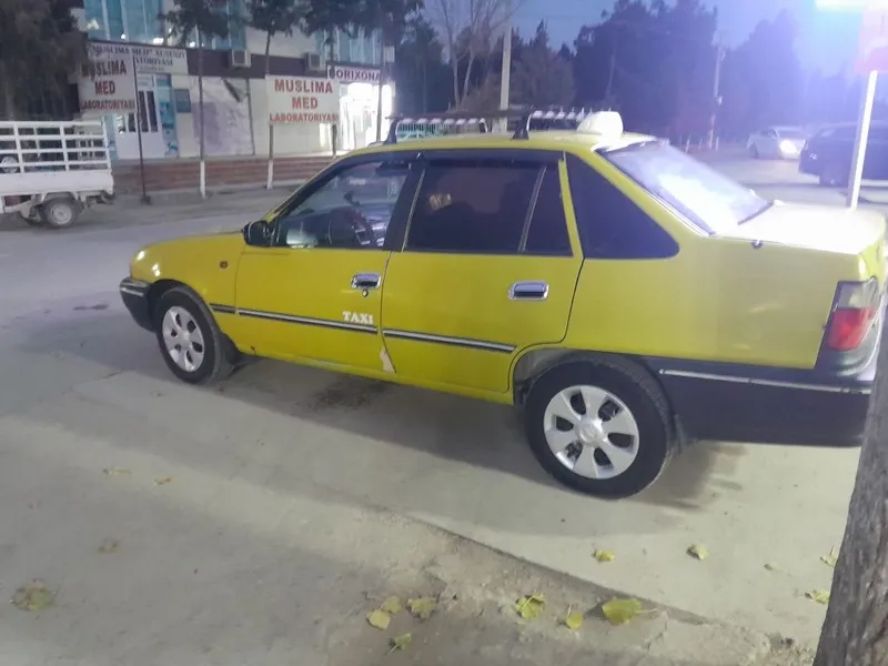 Nexia 1 sotiladi gaz benzin