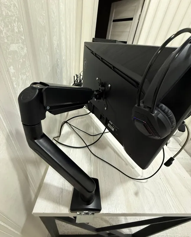 Gaming kompyuter Ryzen 5 5600X / RTX 5060 8GB / 16GB / SSD 1TB / MSI 27" 240 Gts 5 Gaming kompyuter Ryzen 5 5600X / RTX 5060 8GB / 16GB / SSD 1TB / MSI 27" 240 Gts 5