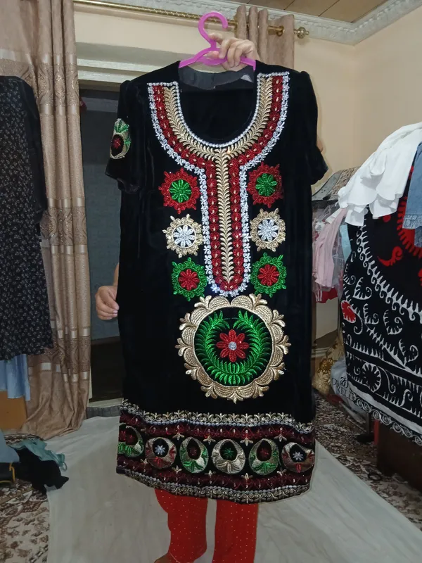 ayollar kiyimi