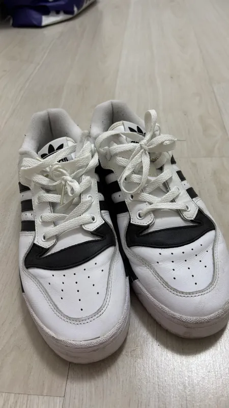 Adidas кеды