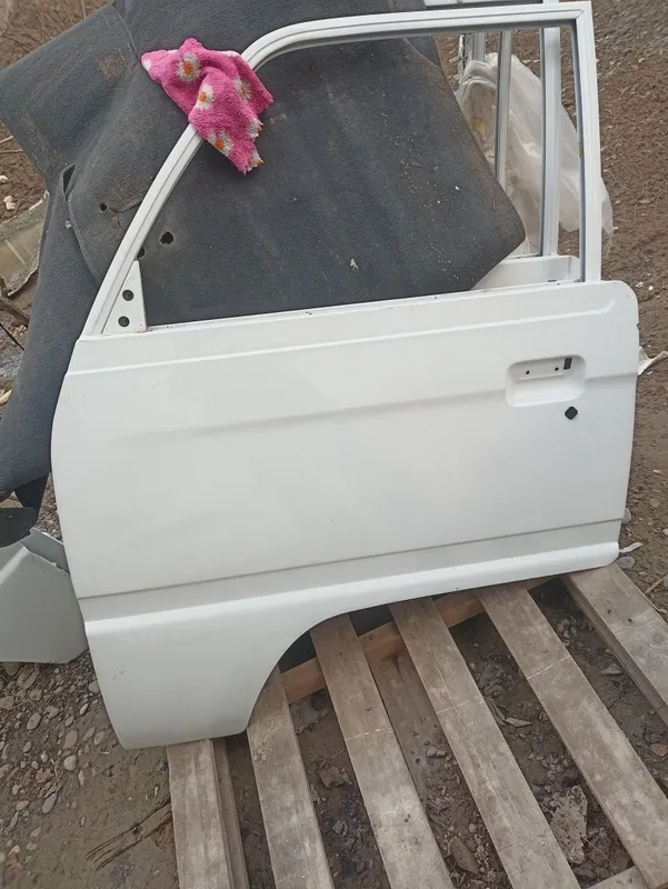 Damas radnoy eshik lar sotiladi 2 Damas radnoy eshik lar sotiladi 2