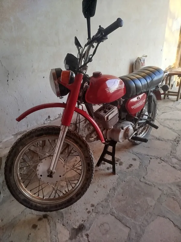 Mototsikl holati yaxshi rangi qizil qolgani telda gaplashamiz