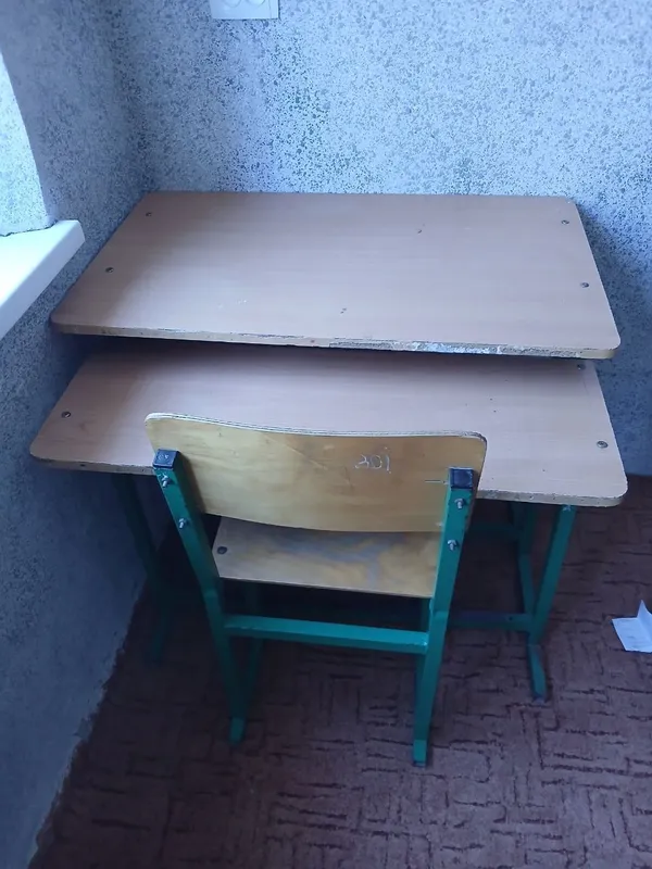 Parta va stul 4