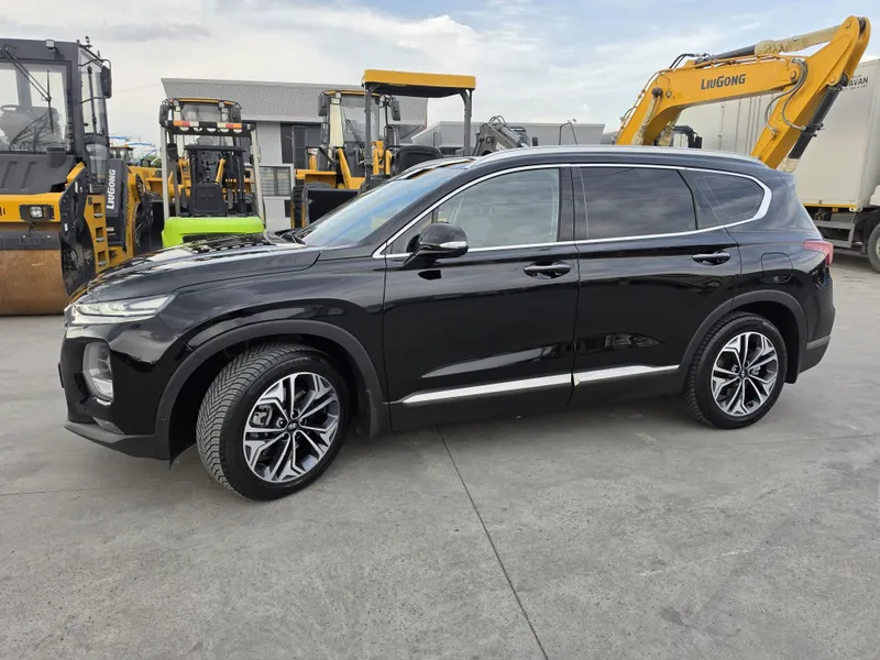 Hyundai Santa fe 2,5 full 2020 года 2 Hyundai Santa fe 2,5 full 2020 года 2