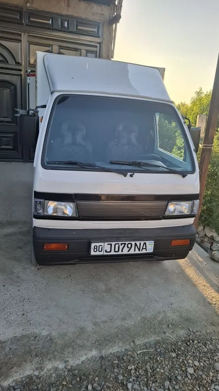 Labo avtomashinasi sotiladi