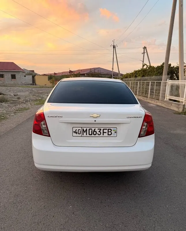 Продаётся Lacetti 8 Продаётся Lacetti 8