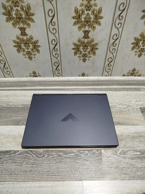 Hp victus Gaming i5-12450H(12-avlod) 8/512gb GTX 1650 4gb 8/512gb 3