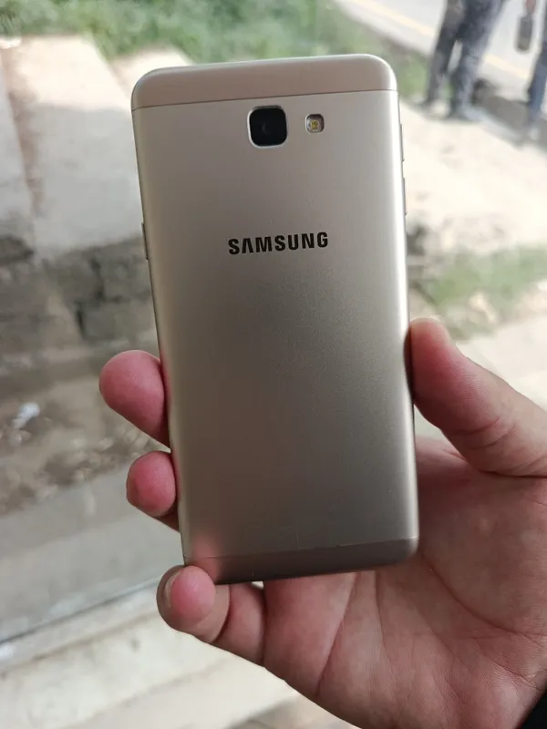 Samsung J5 Prime — фото 1