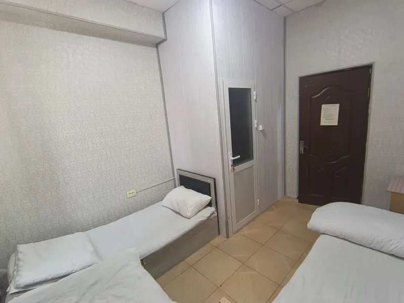 Famili hotel oilavi mexmonxona 5