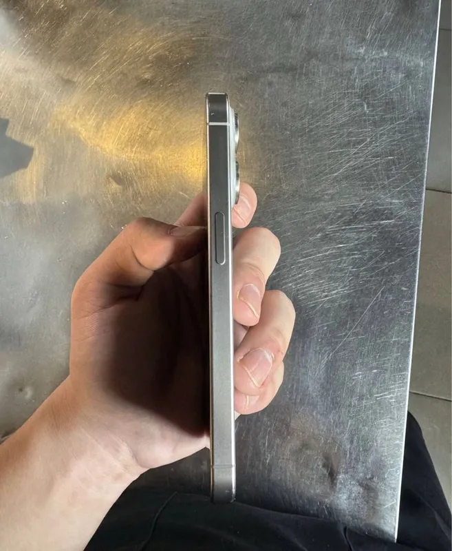 IPhone 15pro. 4 IPhone 15pro. 4