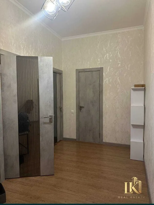 Yangi uyda (Akay City) yevro ta’mirli 2 xonali kvartira sotiladi 5 Yangi uyda (Akay City) yevro ta’mirli 2 xonali kvartira sotiladi 5