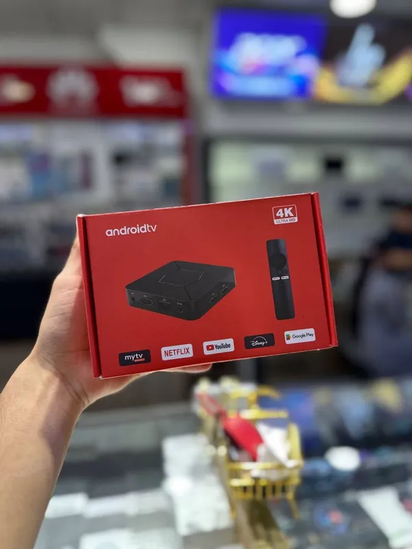 Смарт бох приставка Android Smart TV 2