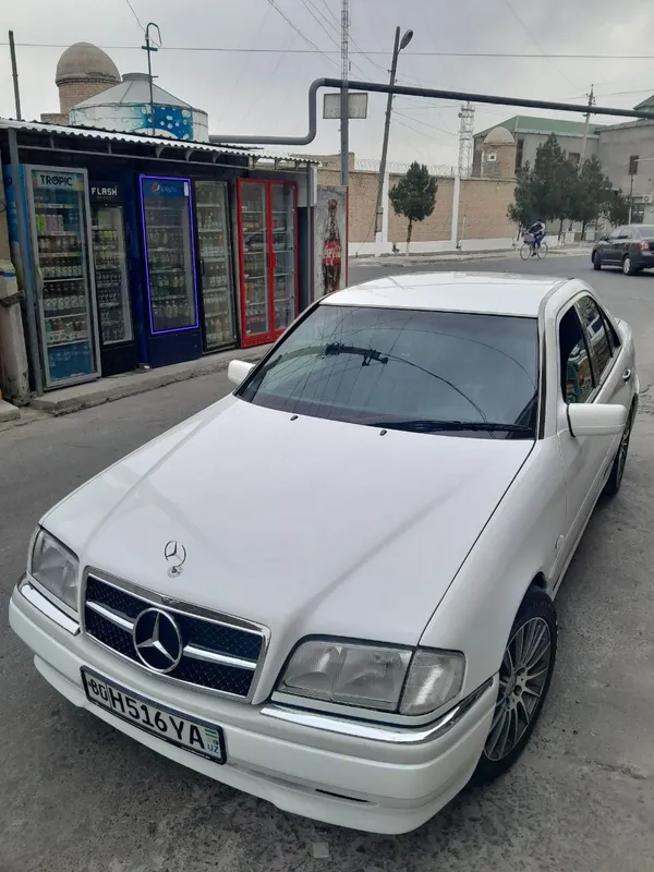 Продаётся мерседес w202 c320