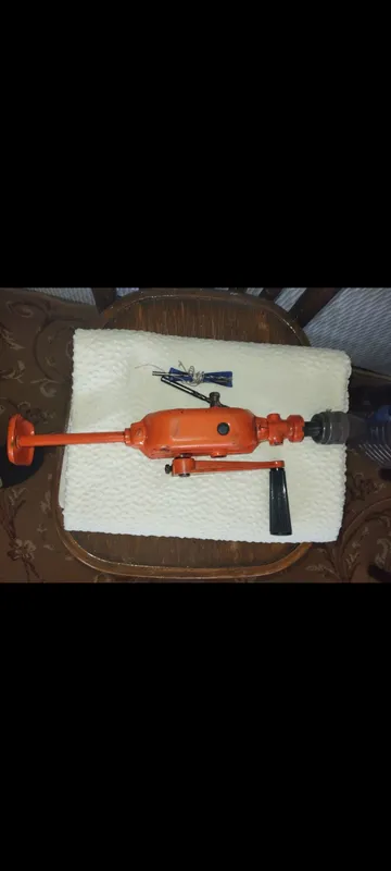 Ручная дрель. 1