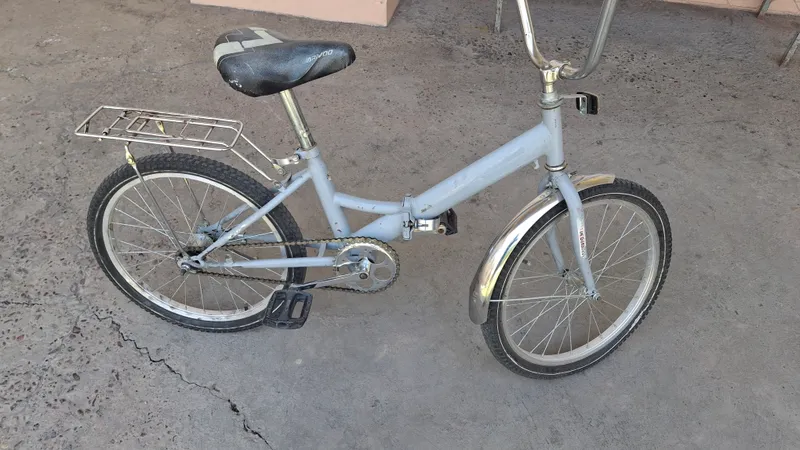 Velosiped holati yaxshi razmer 20