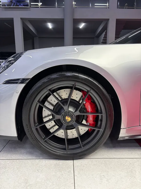 Porsche 911 Targa 4GTS 5 Porsche 911 Targa 4GTS 5