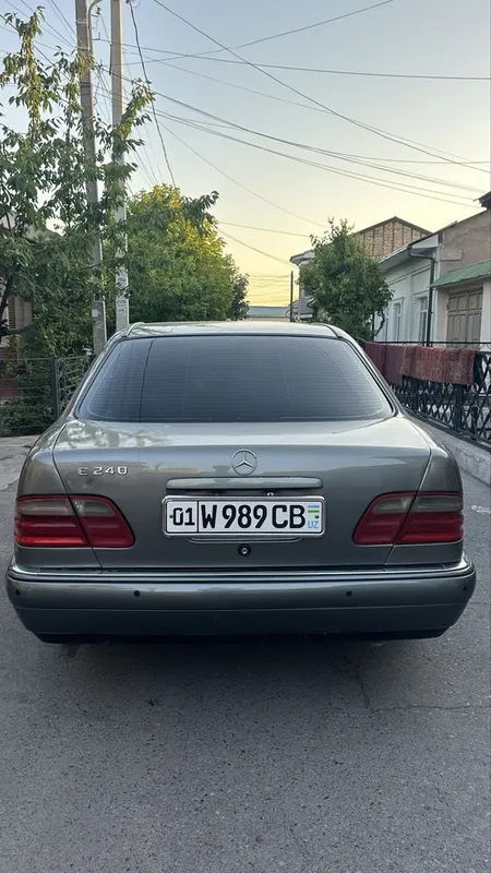 Мерседес Бенц W 210 3
