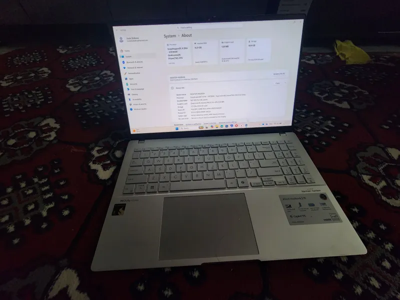 ASUS Vivobook S 15 OLED Snapdragon X Elite 16/1TB (kafolat) sotaman 1 ASUS Vivobook S 15 OLED Snapdragon X Elite 16/1TB (kafolat) sotaman 1