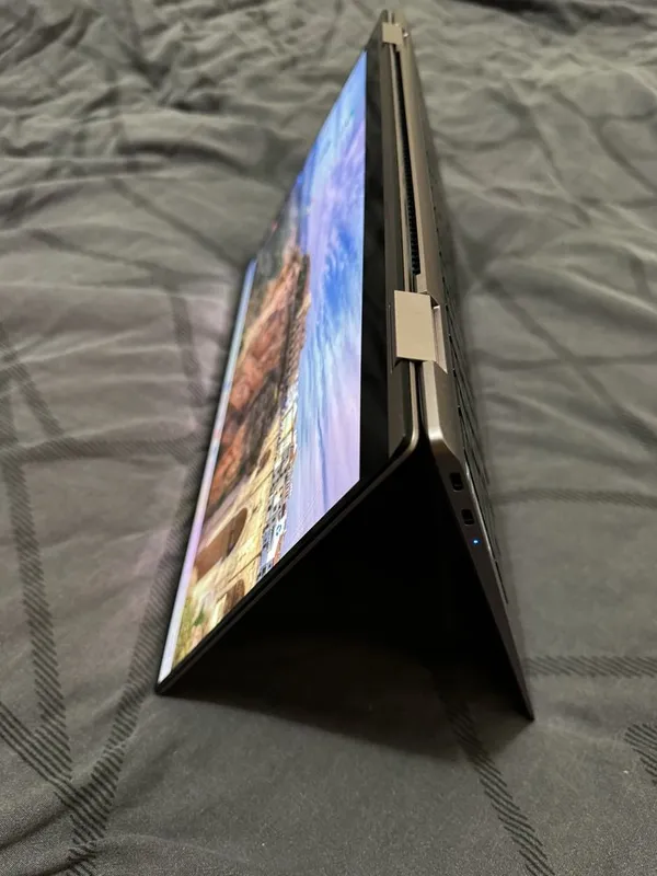 Ноутбук Samsung Galaxy Book Pro Сенсорный экран 360* — фото 4