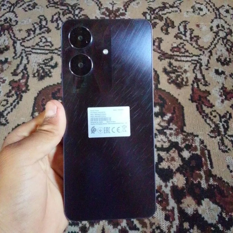 Realmi Note 60
