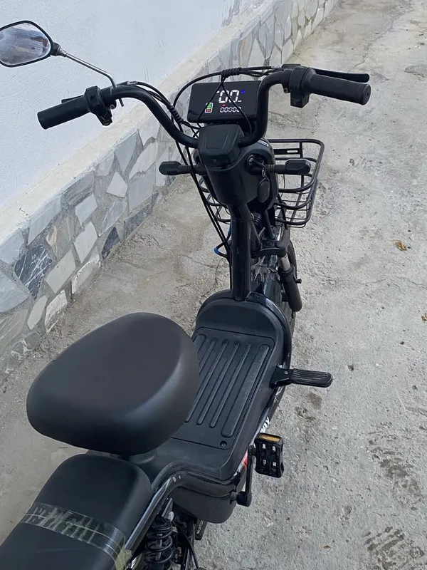 Elektra Skuter Sotiladi 4