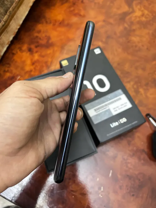 MI 10 Lite — 200 000 сум, ещё договоримся 4