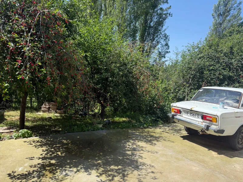 Hovli sotiladi , qurilgan uyi ham bor ichida — фото 7