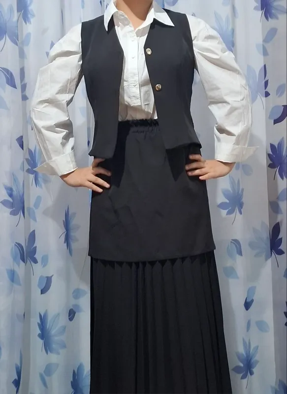 Yangi ikki qismli maktab formasi 7 Yangi ikki qismli maktab formasi 7