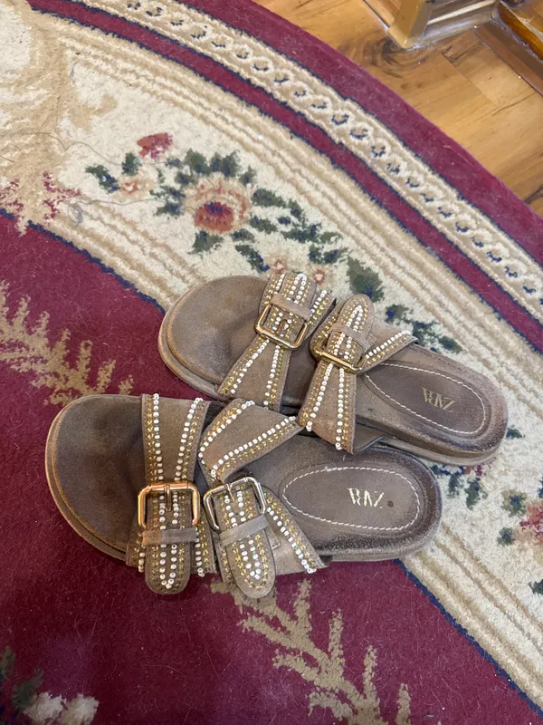 Тапочки Zara